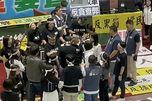 富安健洋、镰田大地、久保建英三名日本球员随队晋级欧冠淘汰赛